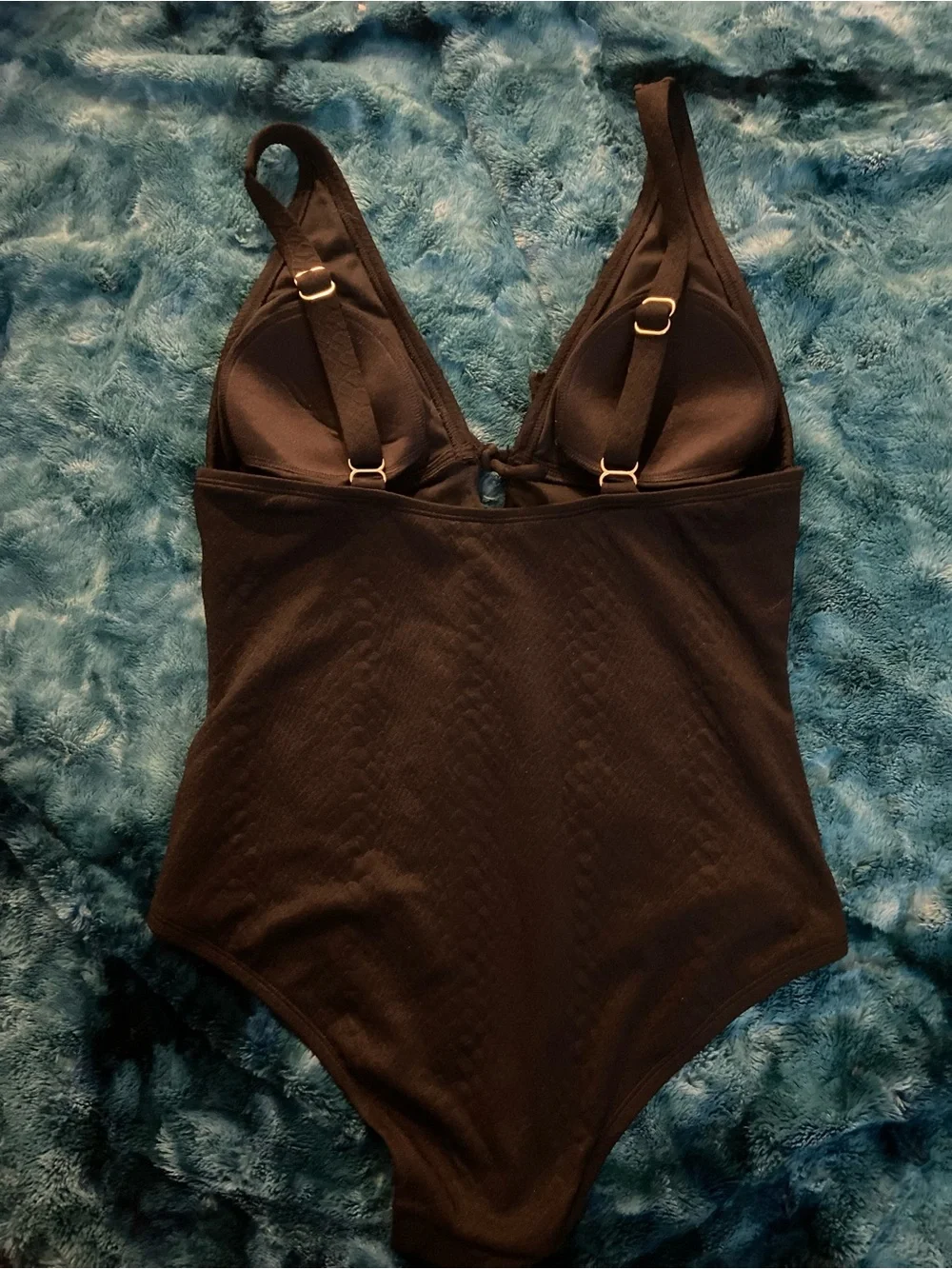 Kona Sol Black Textured V-Neck Keyhole One Piece Swimsuit Size L